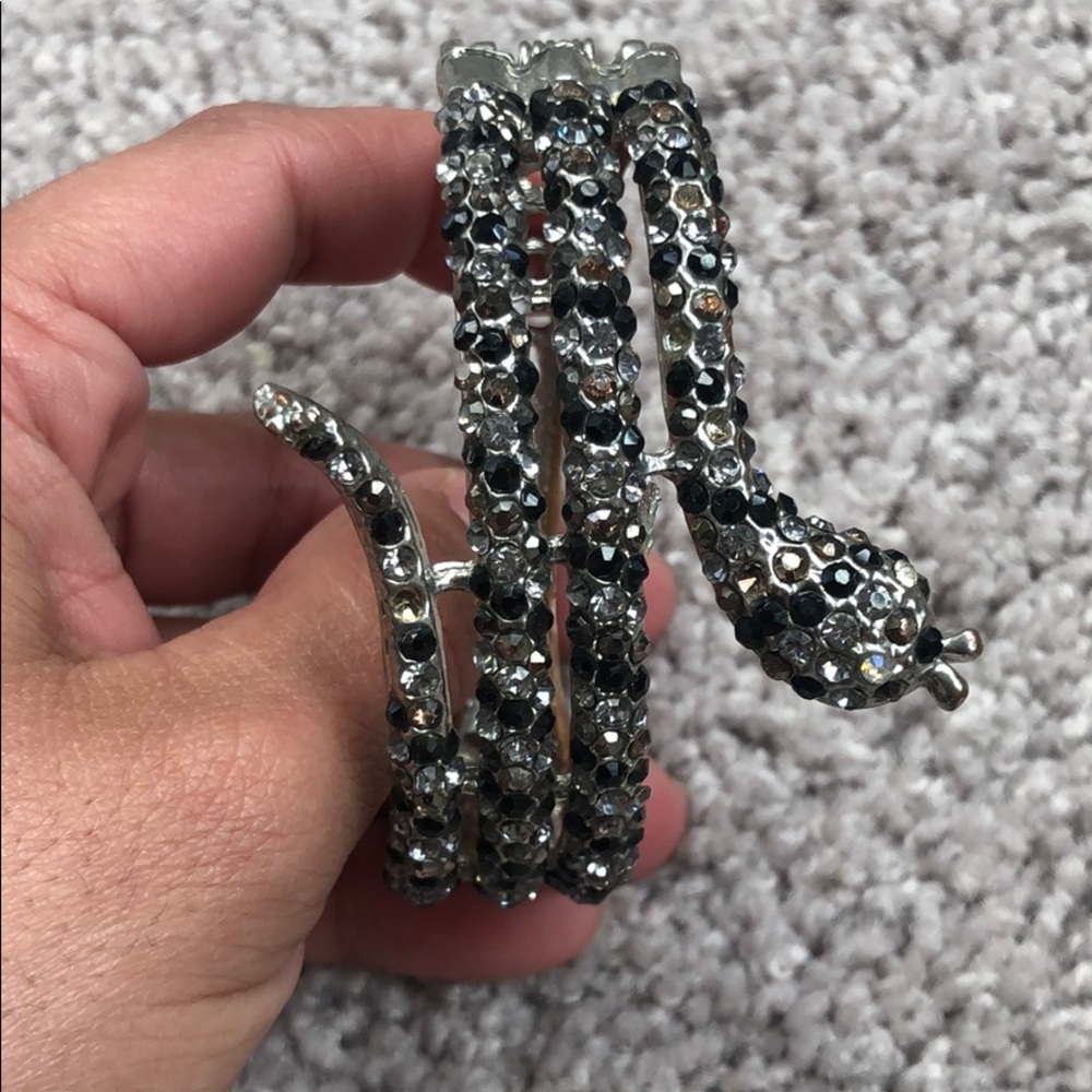 Snake bracelet